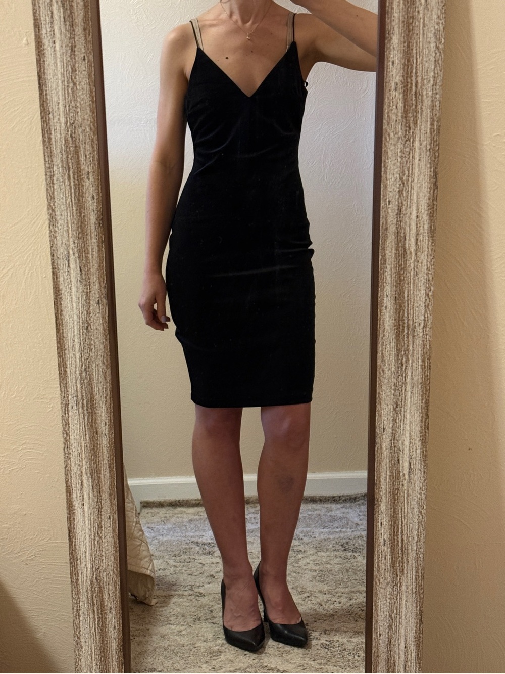 Women B. Smart Black Velvet V-Neck Mini/knee Slip Dress Size S